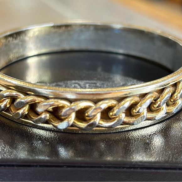 Gold Bangle braided design bracelet - Picture 2 of 2